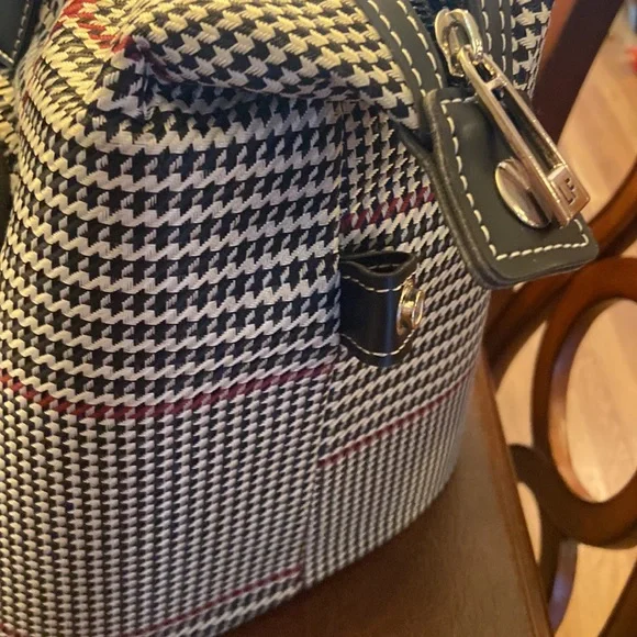 London fog Andover Bag - Picture 10 of 10